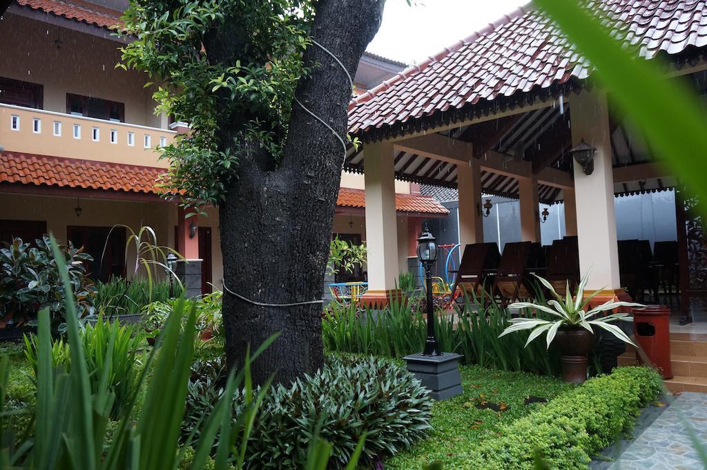 3C Familia Residence Yogyakarta Esterno foto
